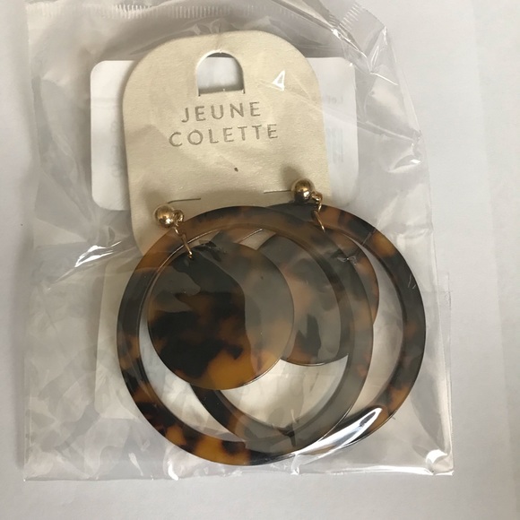 $6 w/bundle NWT Fashion Nova Tortoise Earrings - Picture 4 of 5